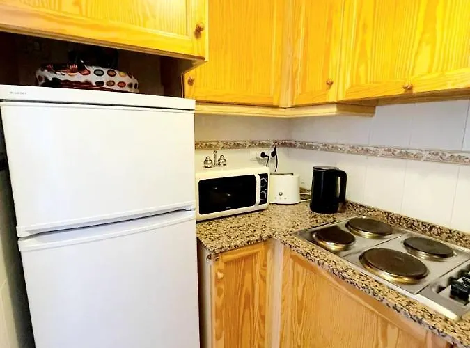 Luminous T2 A La Playa Bydivas! Pool, & Parking Appartement