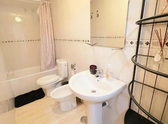 Luminous T2 A La Playa Bydivas! Pool, & Parking Appartement *