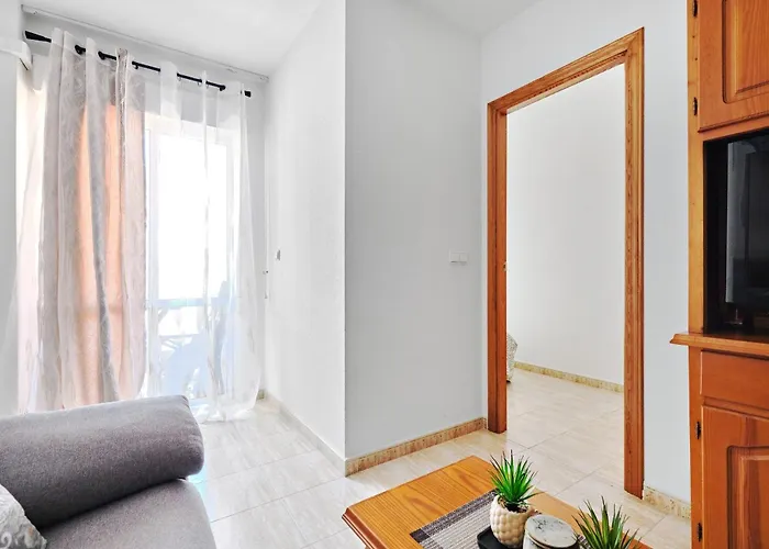 Luminous T2 A La Playa Bydivas! Pool, & Parking