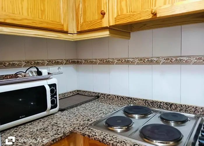 Luminous T2 A La Playa Bydivas! Pool, & Parking Appartement